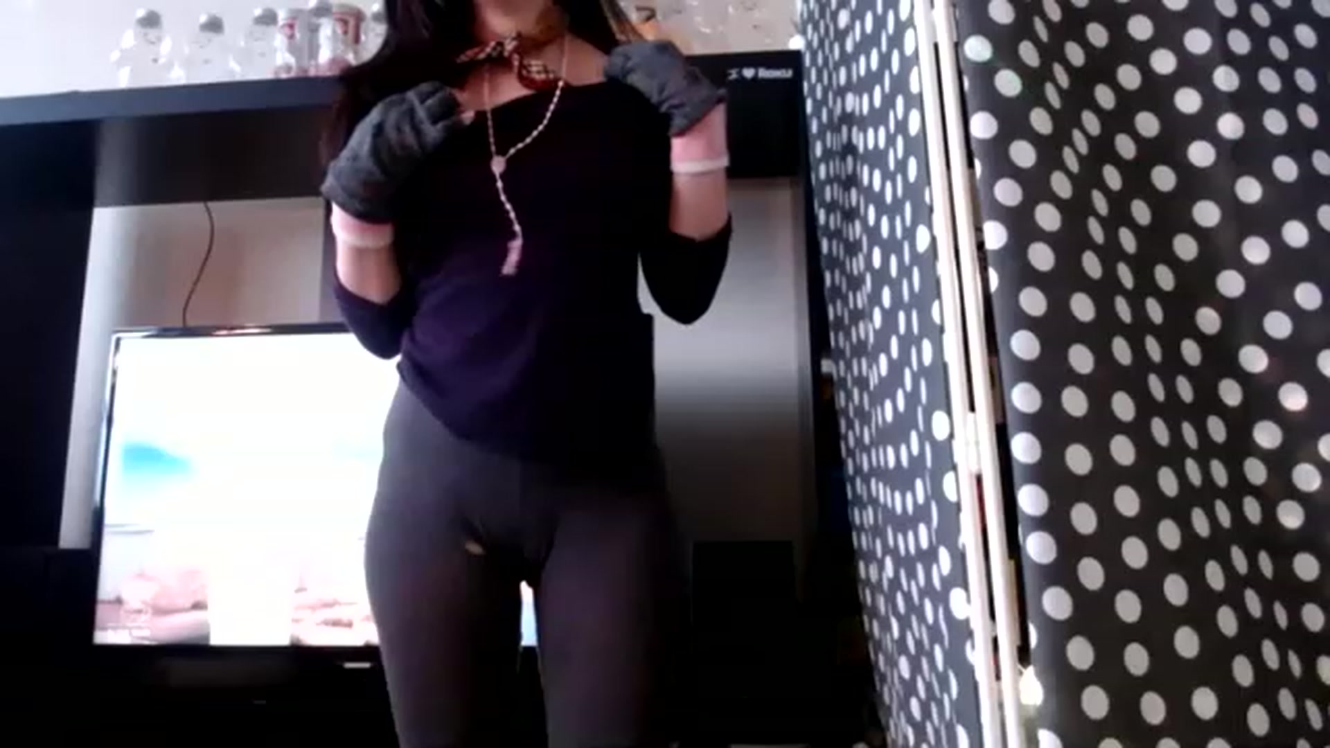 Gallery image thumbnail from PointeShoes_x's myfreecams stream on, 01/04/2023, 18:42 image 5 of 20