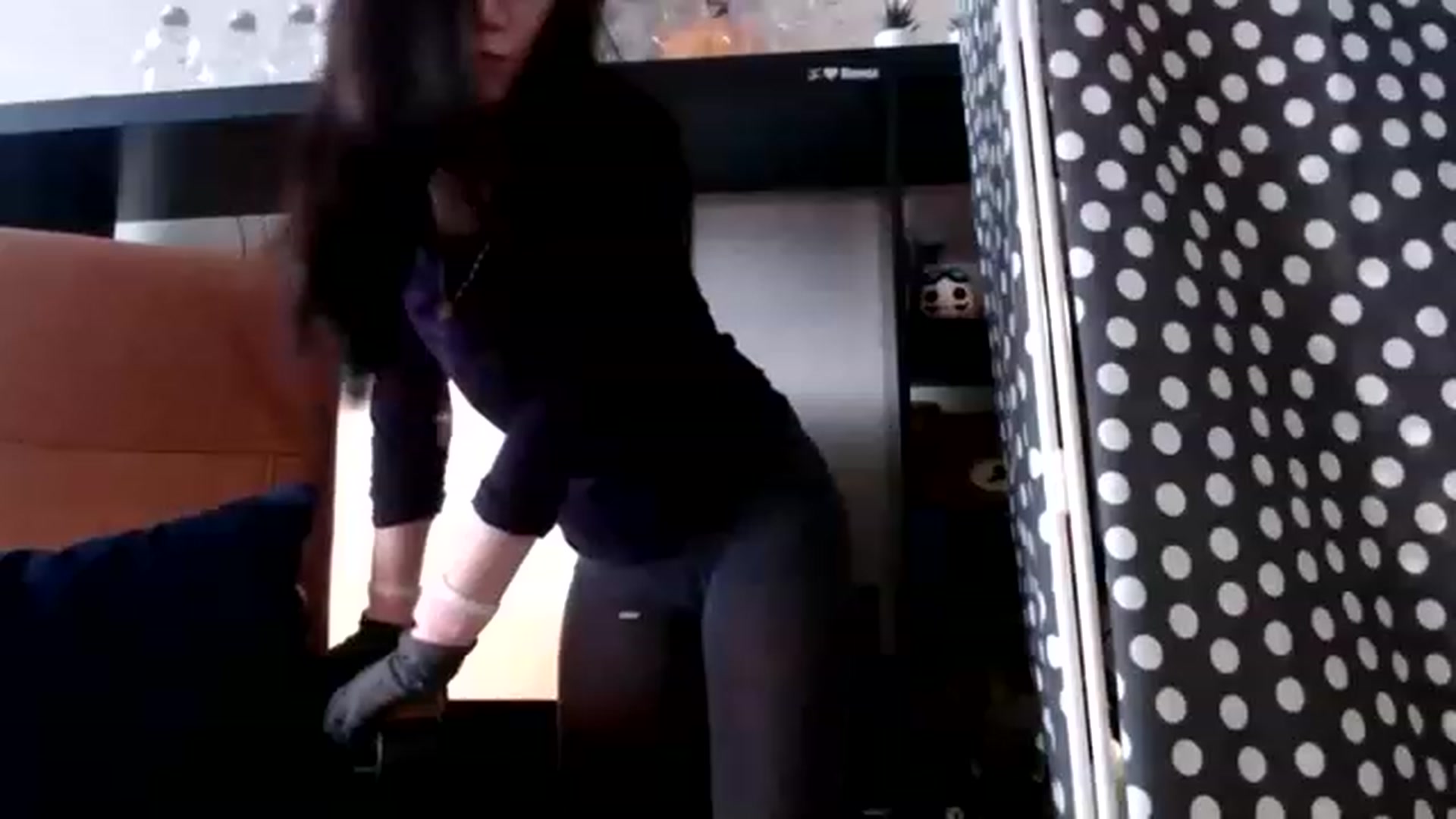 Gallery image thumbnail from PointeShoes_x's myfreecams stream on, 01/04/2023, 18:42 image 6 of 20