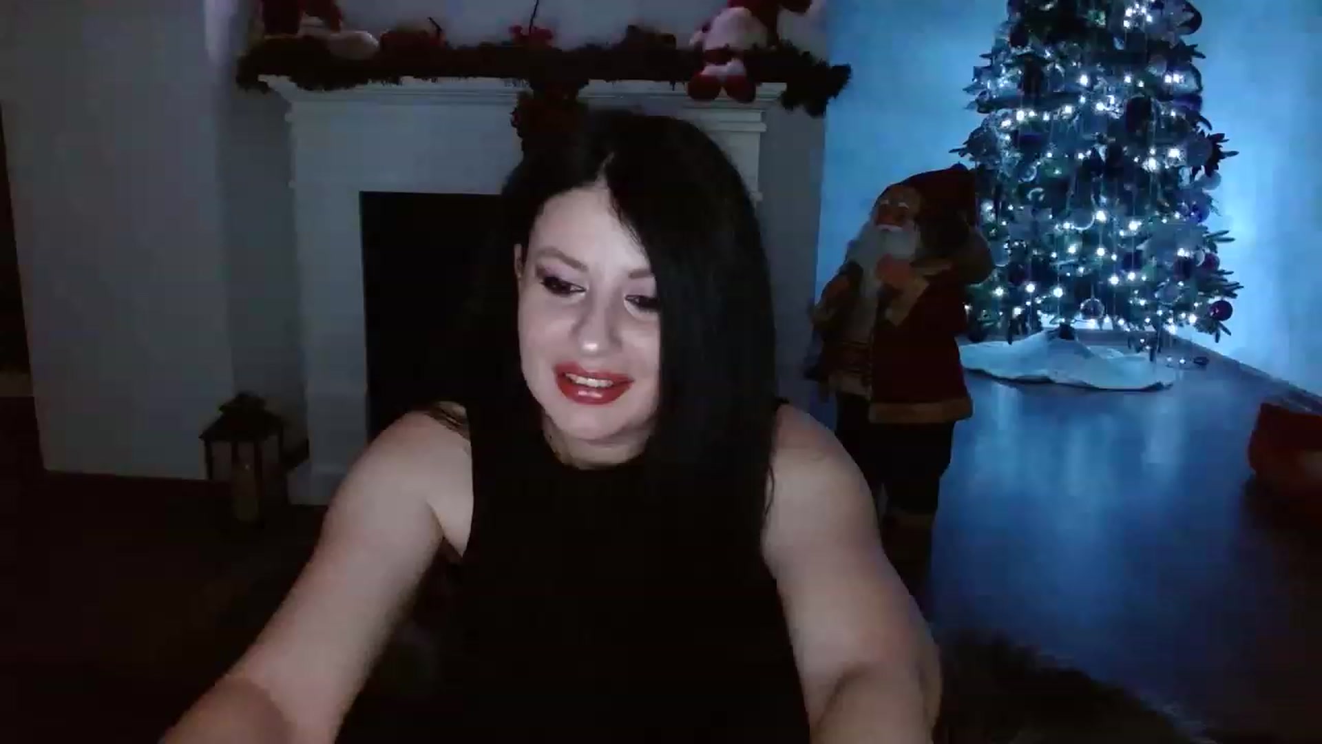 Gallery image thumbnail from Poison_Rose_'s myfreecams stream on, 12/20/2022, 15:41 image 6 of 20