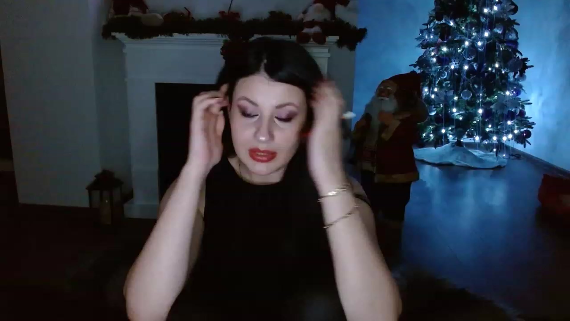 Gallery image thumbnail from Poison_Rose_'s myfreecams stream on, 12/20/2022, 15:41 image 2 of 20