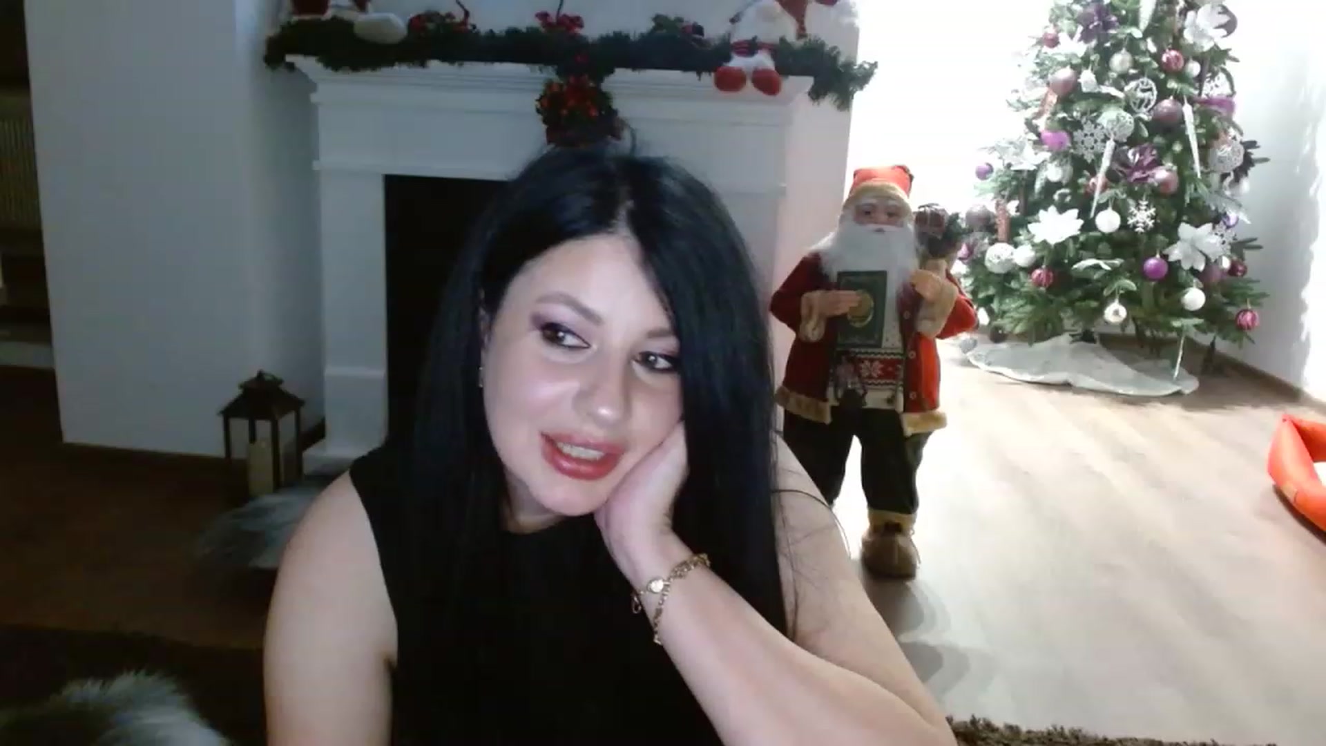 Gallery image thumbnail from Poison_Rose_'s myfreecams stream on, 12/20/2022, 16:32 image 17 of 20