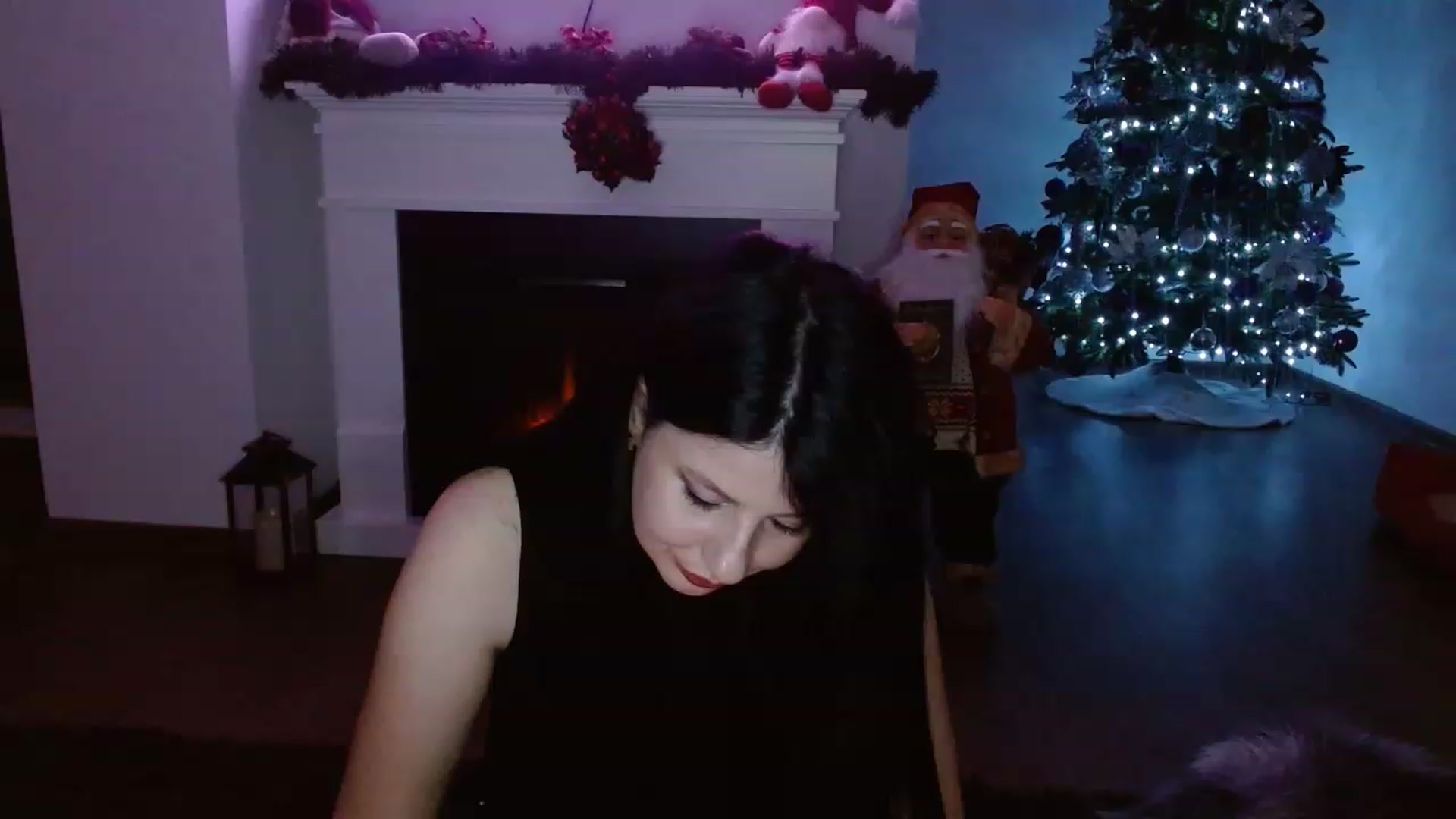 Gallery image thumbnail from Poison_Rose_'s myfreecams stream on, 12/20/2022, 16:32 image 4 of 20