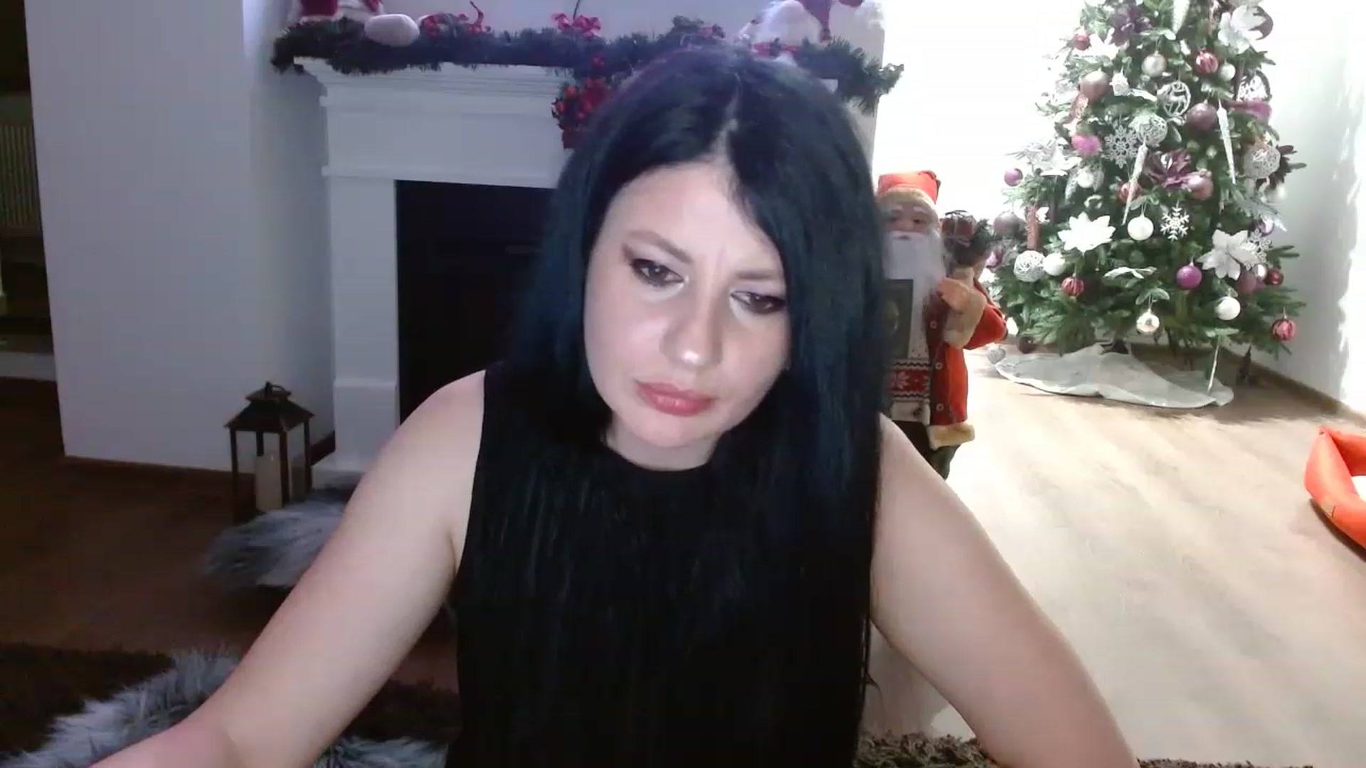 Gallery image thumbnail from Poison_Rose_'s myfreecams stream on, 12/20/2022, 17:16 image 6 of 20