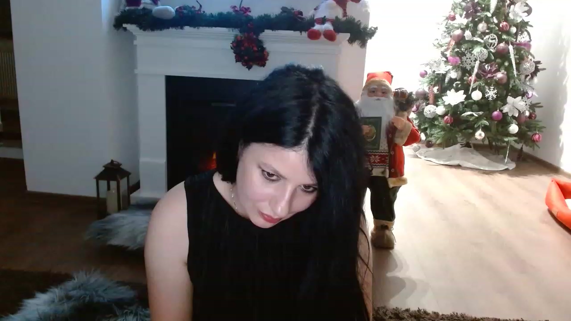 Gallery image thumbnail from Poison_Rose_'s myfreecams stream on, 12/20/2022, 17:16 image 4 of 20