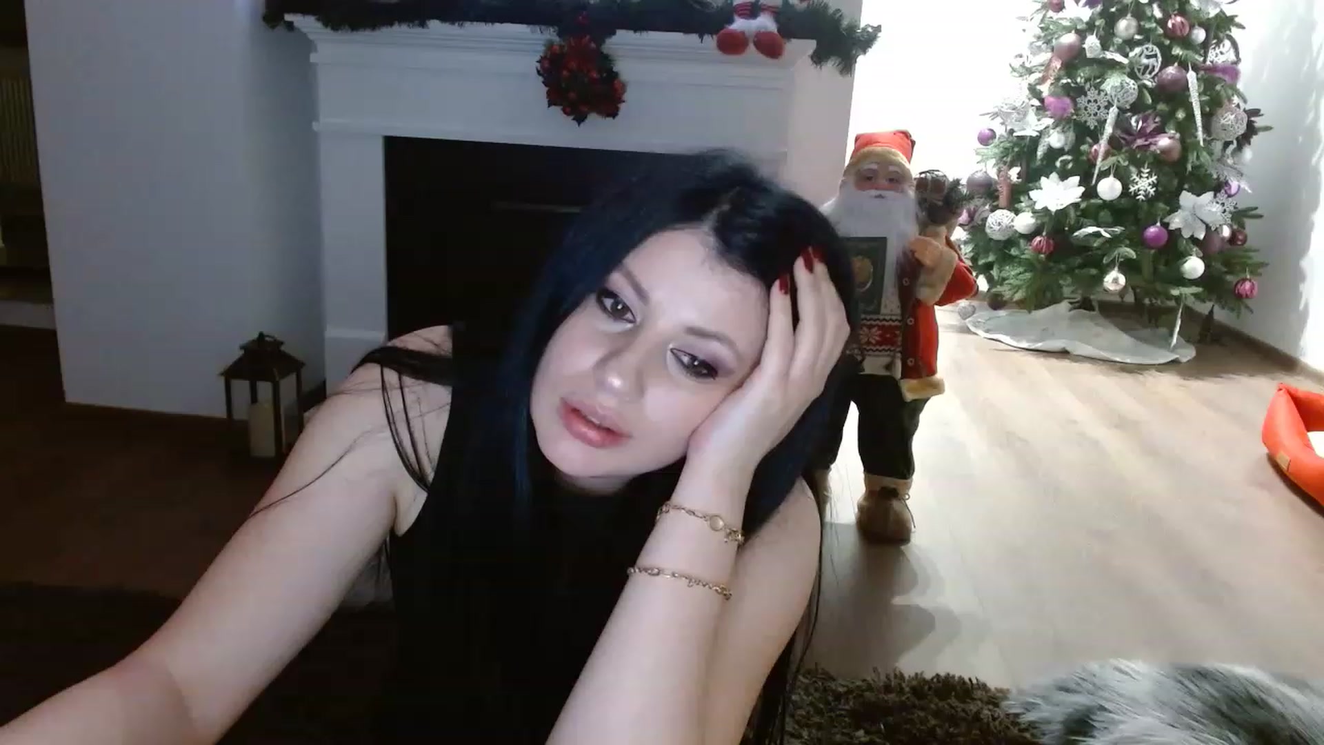 Gallery image thumbnail from Poison_Rose_'s myfreecams stream on, 12/20/2022, 18:27 image 14 of 20
