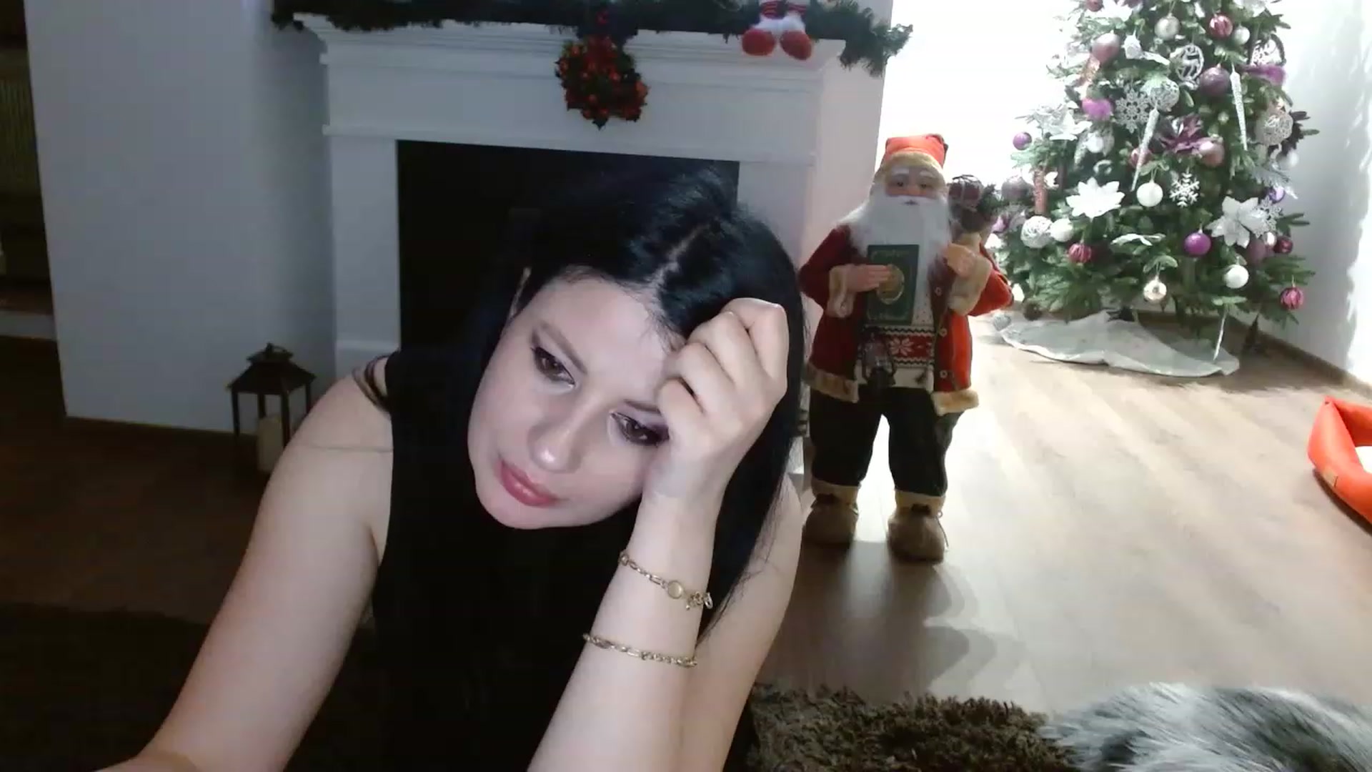 Gallery image thumbnail from Poison_Rose_'s myfreecams stream on, 12/20/2022, 18:27 image 16 of 20