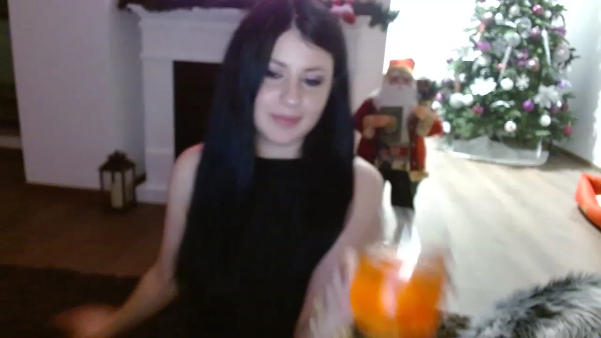 Gallery image thumbnail from Poison_Rose_'s myfreecams stream on, 12/20/2022, 19:40 image 4 of 20