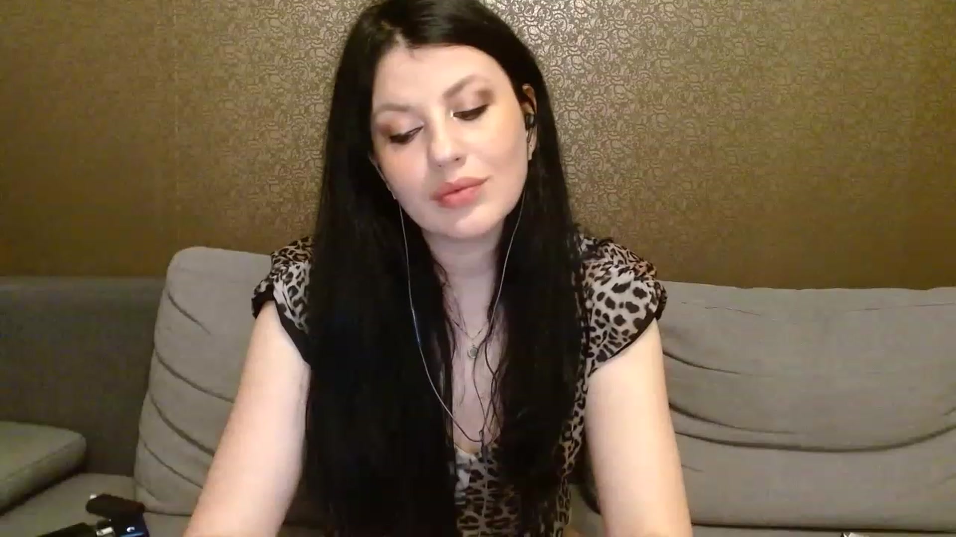 Gallery image thumbnail from Poison_Rose_'s myfreecams stream on, 12/30/2022, 19:06 image 14 of 20