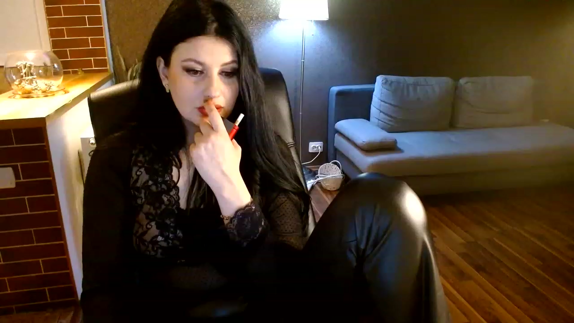 Gallery image thumbnail from Poison_Rose_'s myfreecams stream on, 01/22/2023, 19:13 image 1 of 20