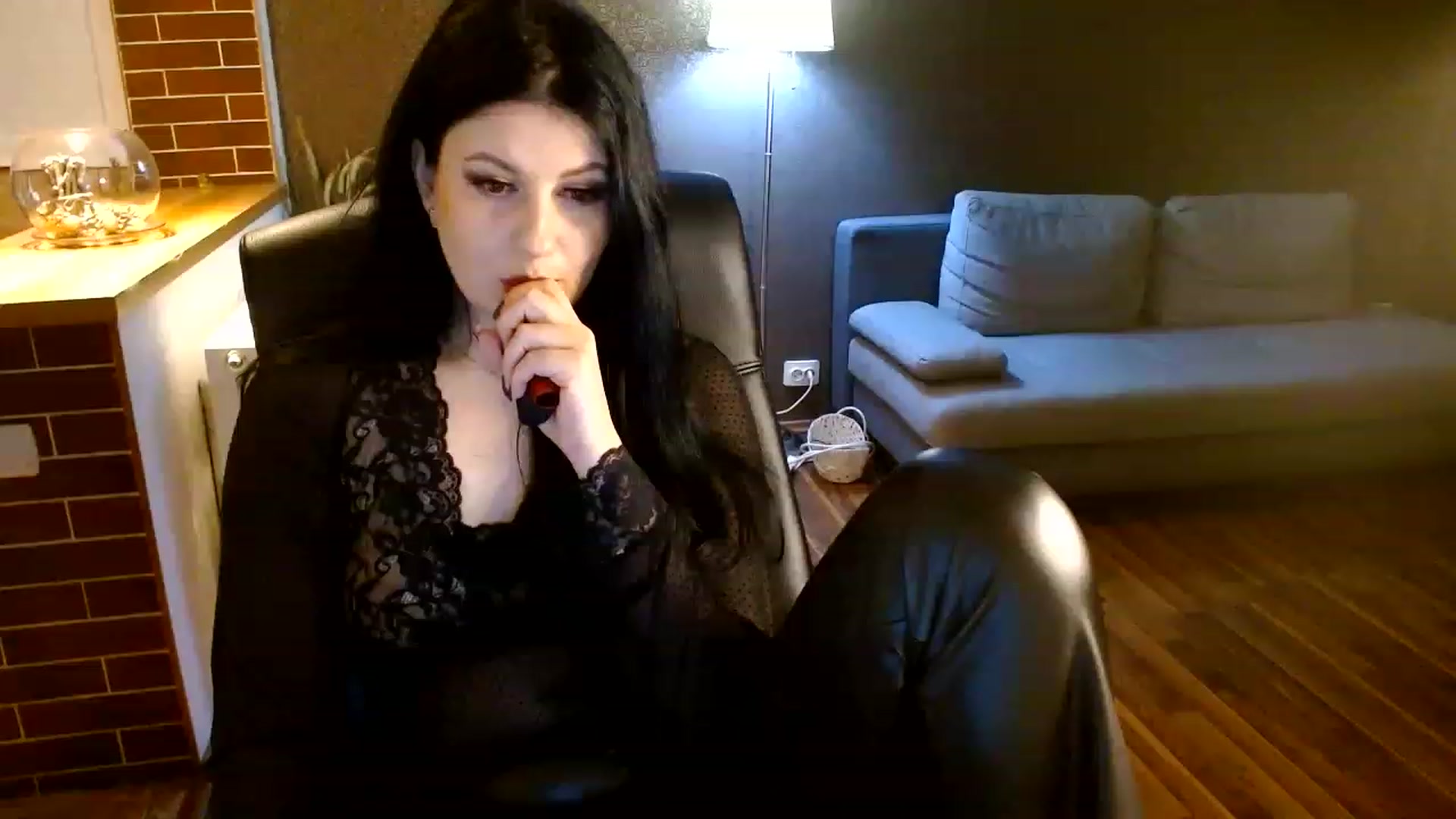 Gallery image thumbnail from Poison_Rose_'s myfreecams stream on, 01/22/2023, 19:13 image 17 of 20