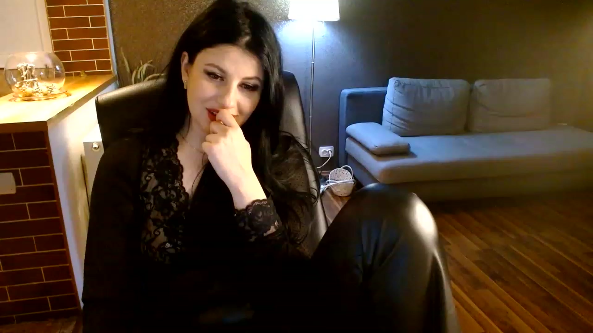 Gallery image thumbnail from Poison_Rose_'s myfreecams stream on, 01/22/2023, 19:13 image 4 of 20