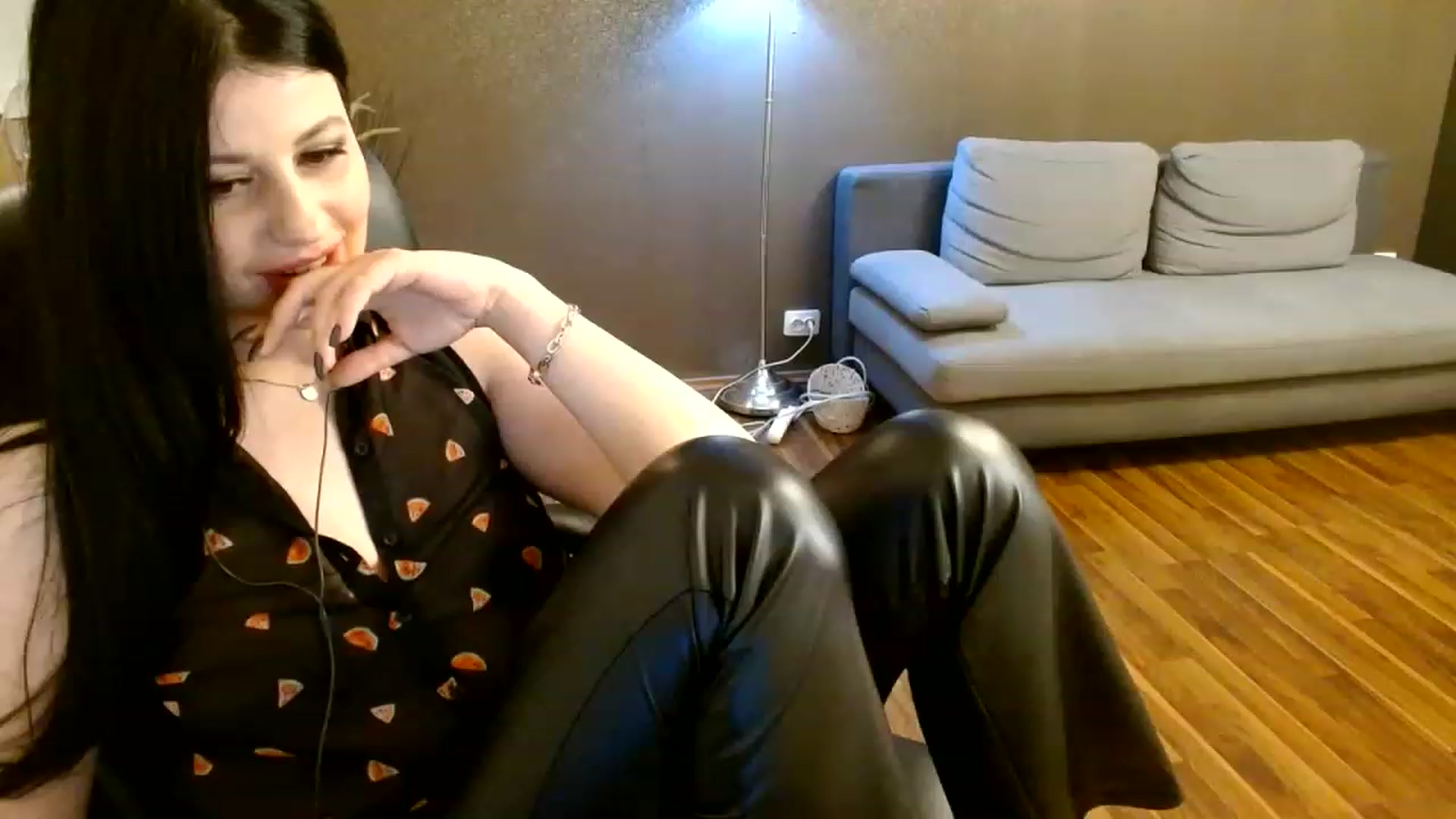 Gallery image thumbnail from Poison_Rose_'s myfreecams stream on, 01/22/2023, 21:40 image 12 of 20