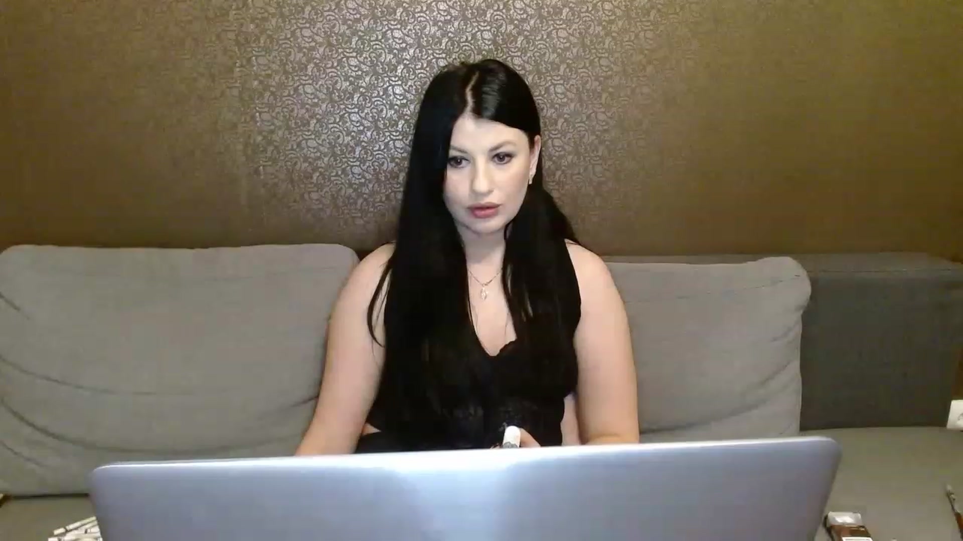 Gallery image thumbnail from Poison_Rose_'s myfreecams stream on, 04/08/2023, 22:05 image 20 of 20