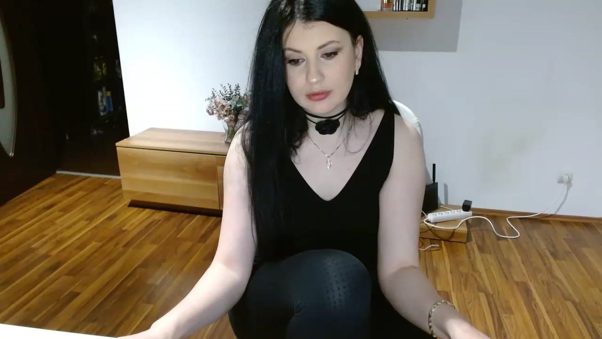 Gallery image thumbnail from Poison_Rose_'s myfreecams stream on, 05/01/2023, 18:50 image 6 of 20