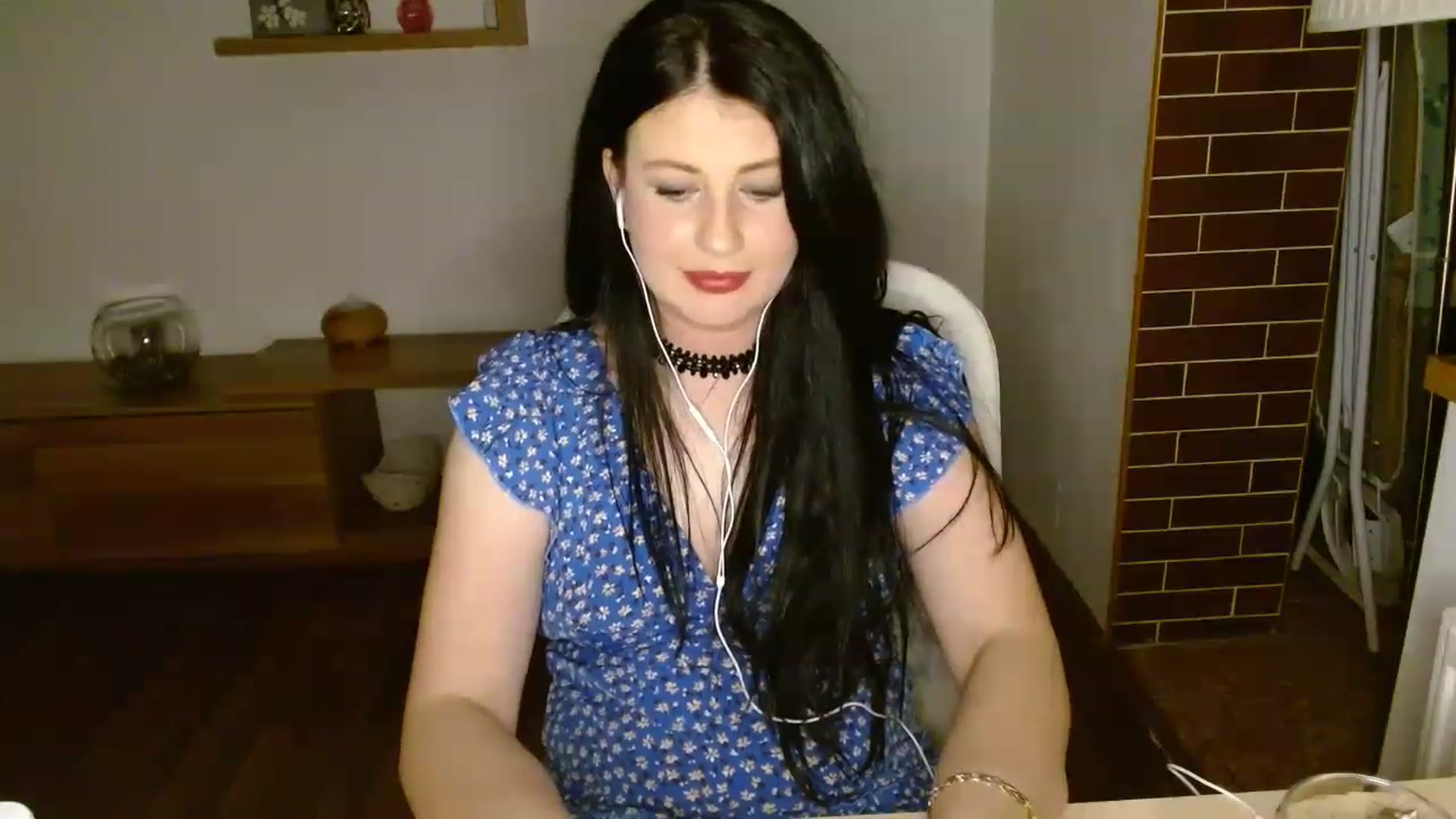 Gallery image thumbnail from Poison_Rose_'s myfreecams stream on, 05/06/2023, 19:33 image 12 of 20