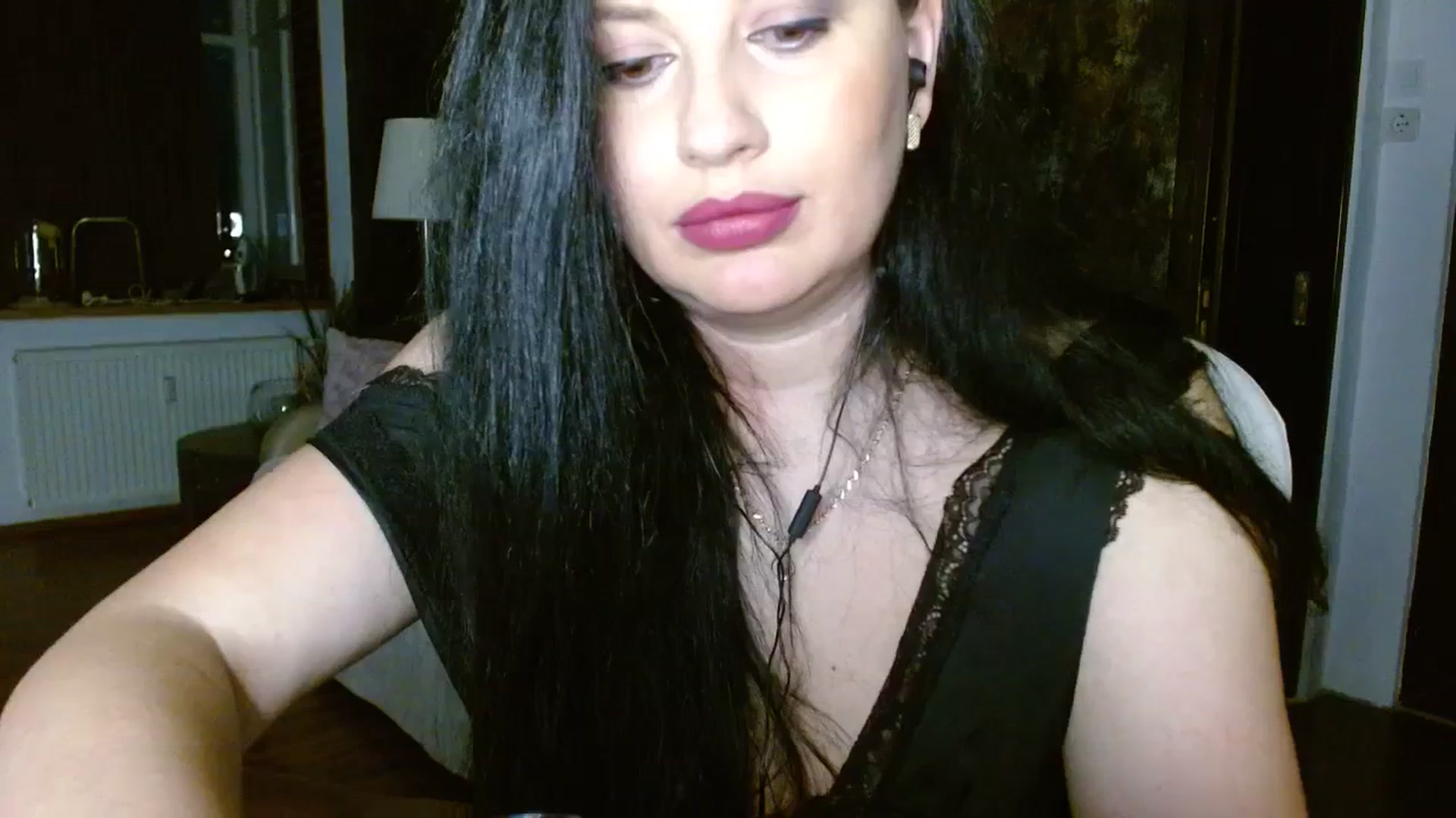 Gallery image thumbnail from Poison_Rose_'s myfreecams stream on, 07/09/2023, 19:37 image 14 of 20