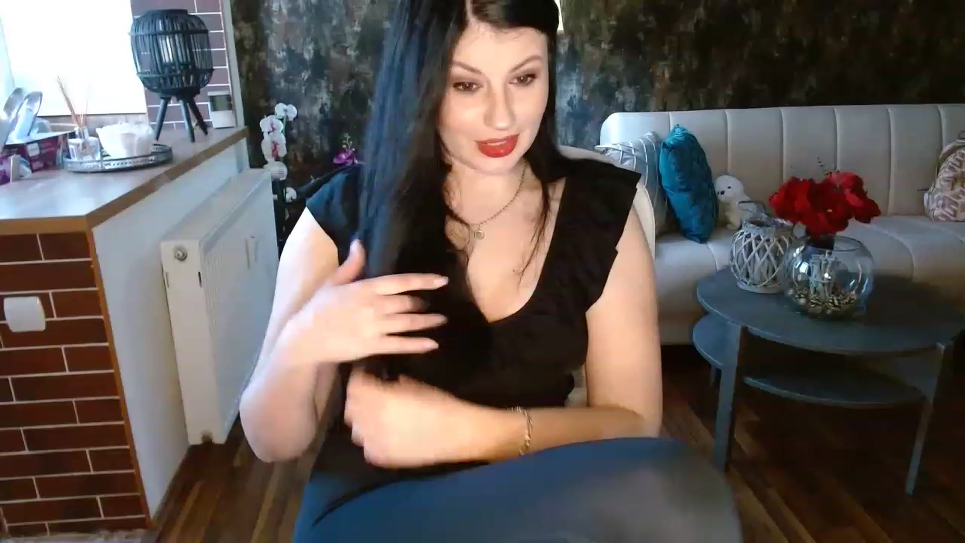 Gallery image thumbnail from Poison_Rose_'s myfreecams stream on, 08/11/2023, 17:28 image 7 of 20