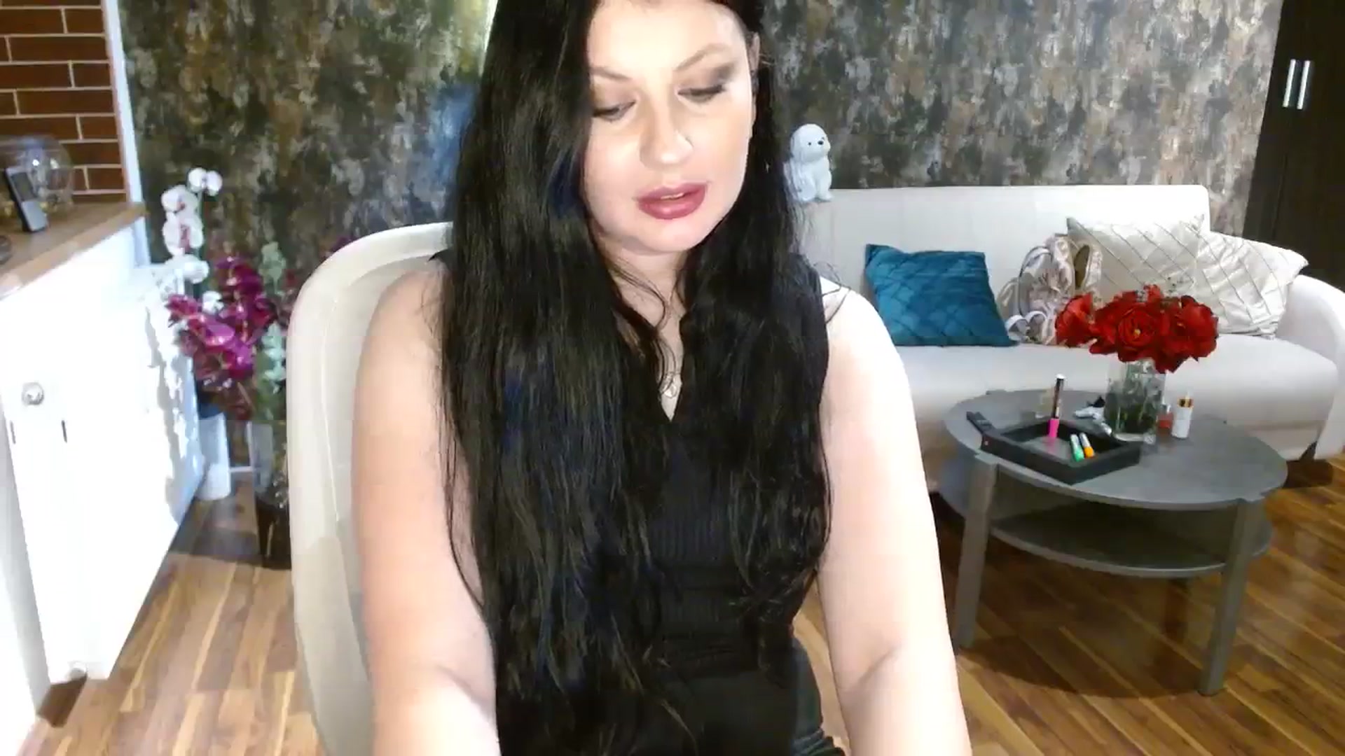 Gallery image thumbnail from Poison_Rose_'s myfreecams stream on, 11/04/2023, 16:59 image 14 of 20