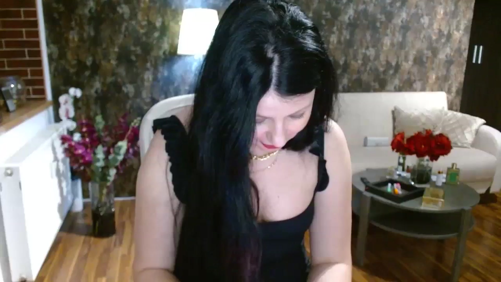 Gallery image thumbnail from Poison_Rose_'s myfreecams stream on, 11/05/2023, 19:13 image 16 of 20