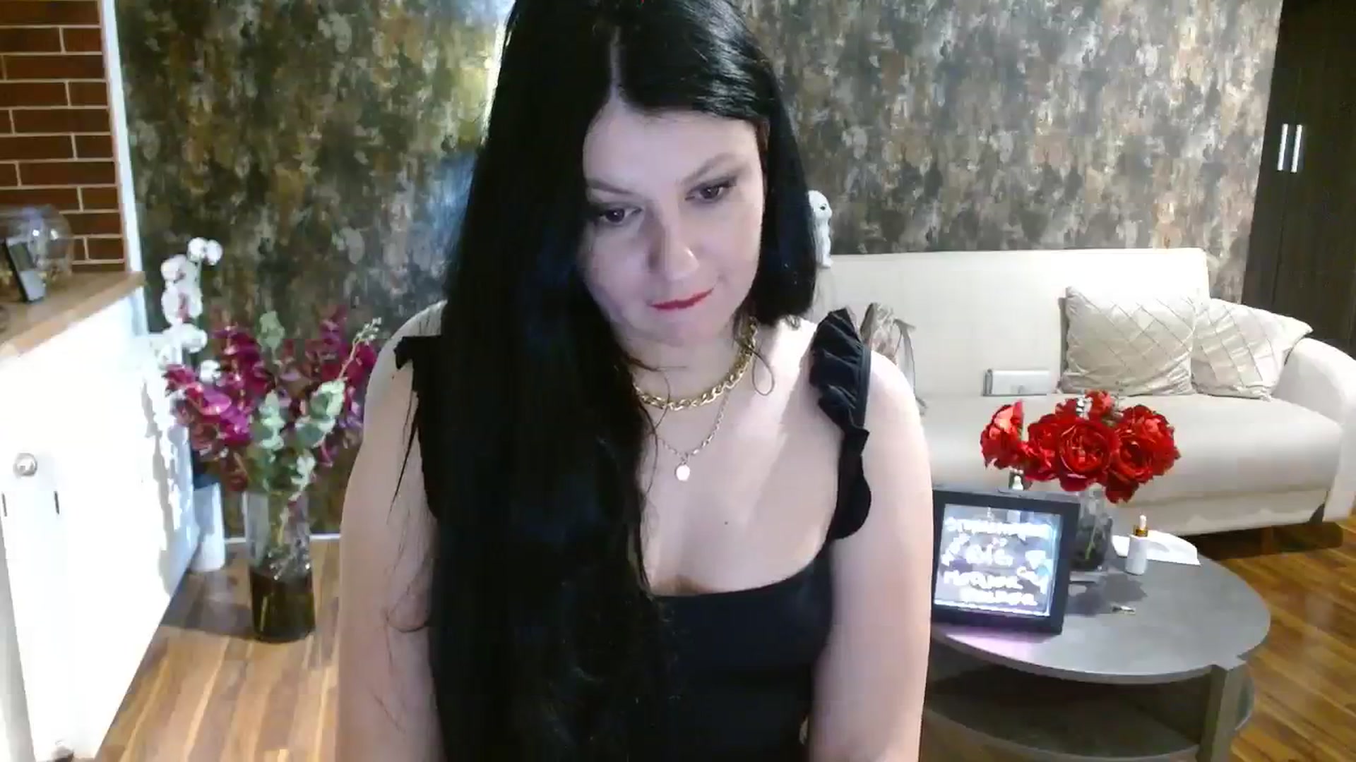 Gallery image thumbnail from Poison_Rose_'s myfreecams stream on, 11/05/2023, 21:49 image 2 of 20
