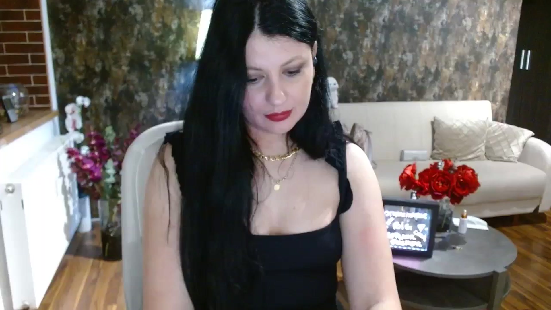 Gallery image thumbnail from Poison_Rose_'s myfreecams stream on, 11/05/2023, 21:49 image 9 of 20