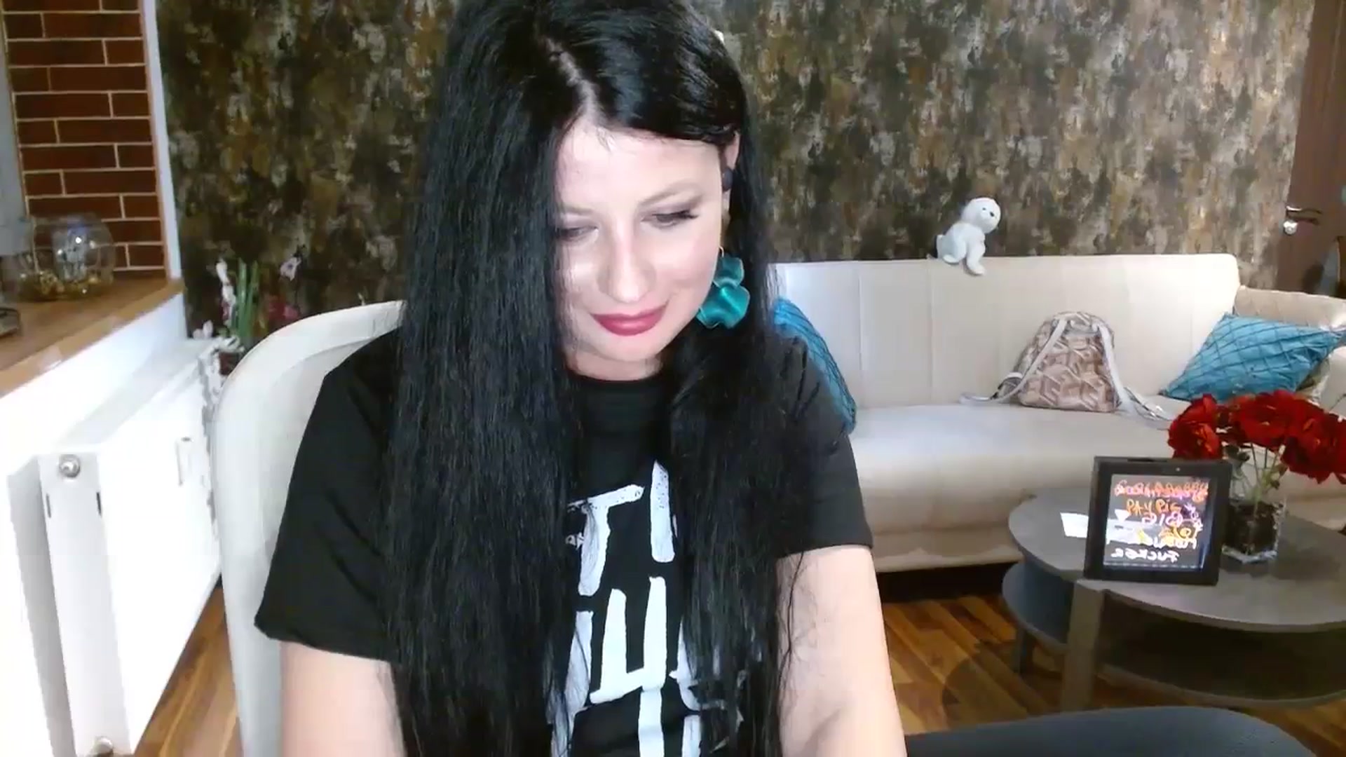 Gallery image thumbnail from Poison_Rose_'s myfreecams stream on, 11/17/2023, 21:51 image 8 of 20