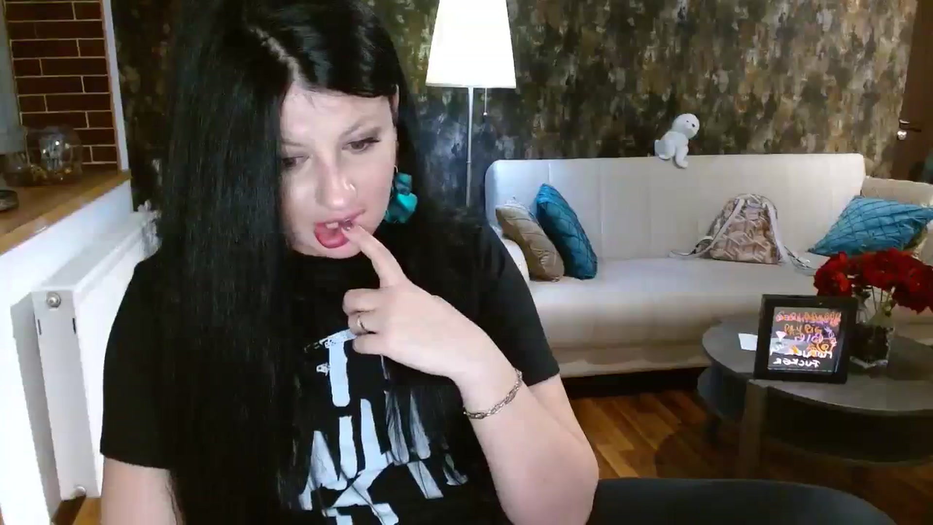 Gallery image thumbnail from Poison_Rose_'s myfreecams stream on, 11/17/2023, 21:51 image 10 of 20