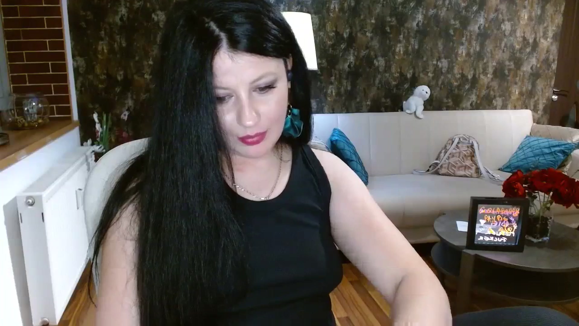 Gallery image thumbnail from Poison_Rose_'s myfreecams stream on, 11/17/2023, 21:51 image 2 of 20