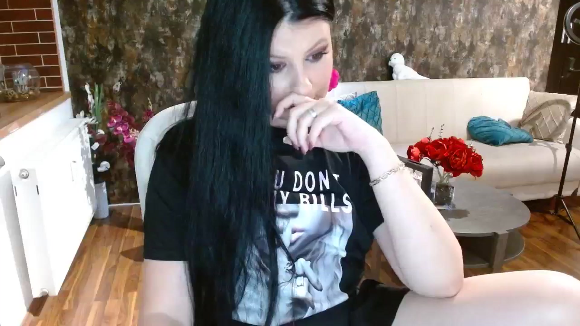 Gallery image thumbnail from Poison_Rose_'s myfreecams stream on, 11/19/2023, 16:06 image 2 of 20