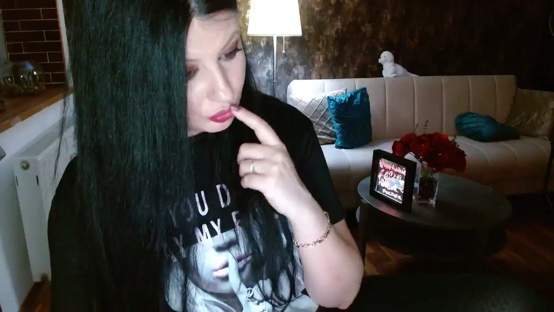 Gallery image thumbnail from Poison_Rose_'s myfreecams stream on, 11/19/2023, 17:58 image 11 of 20