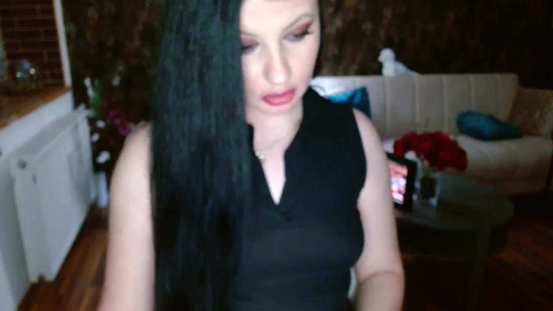 Gallery image thumbnail from Poison_Rose_'s myfreecams stream on, 11/19/2023, 19:11 image 12 of 20
