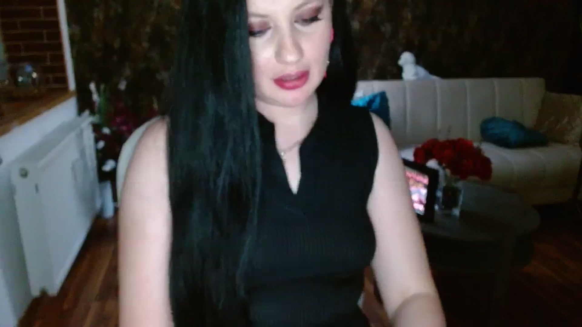 Gallery image thumbnail from Poison_Rose_'s myfreecams stream on, 11/19/2023, 19:11 image 11 of 20