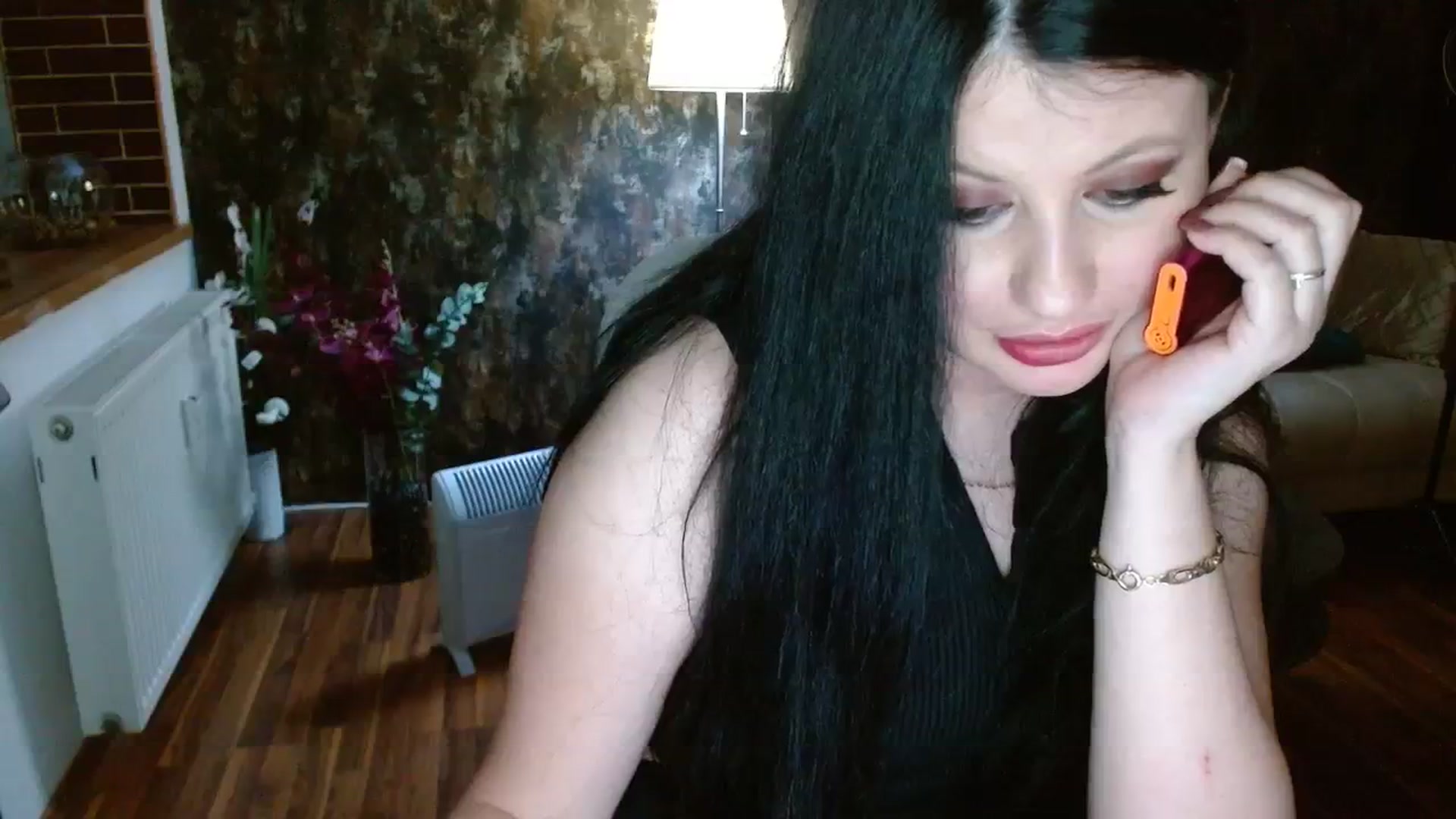 Gallery image thumbnail from Poison_Rose_'s myfreecams stream on, 11/19/2023, 21:43 image 15 of 20