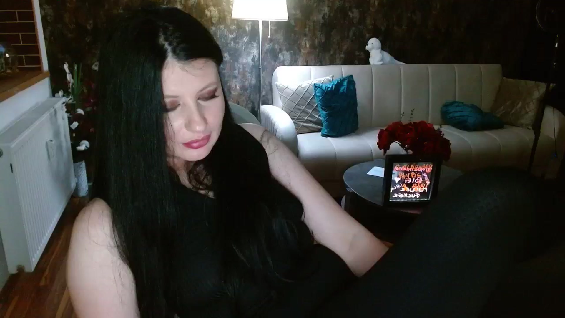Gallery image thumbnail from Poison_Rose_'s myfreecams stream on, 11/19/2023, 23:34 image 1 of 20