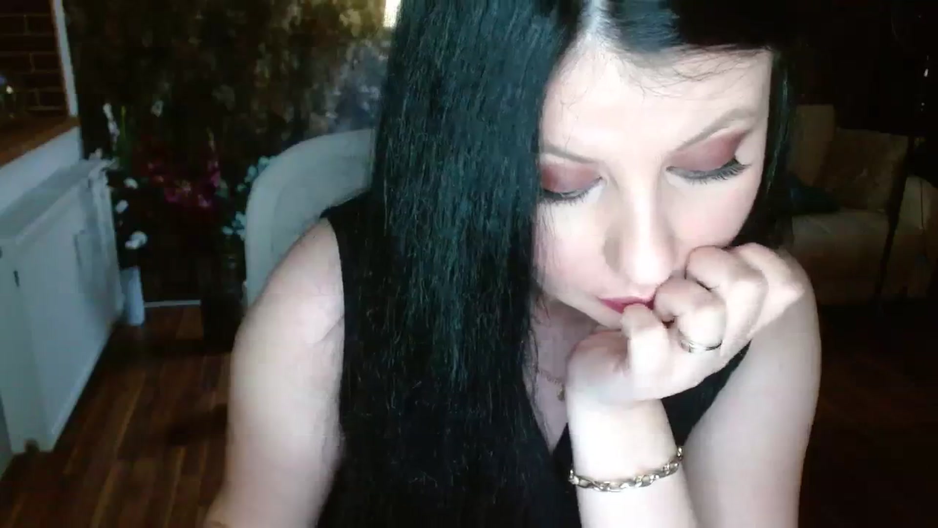 Gallery image thumbnail from Poison_Rose_'s myfreecams stream on, 11/19/2023, 23:34 image 20 of 20