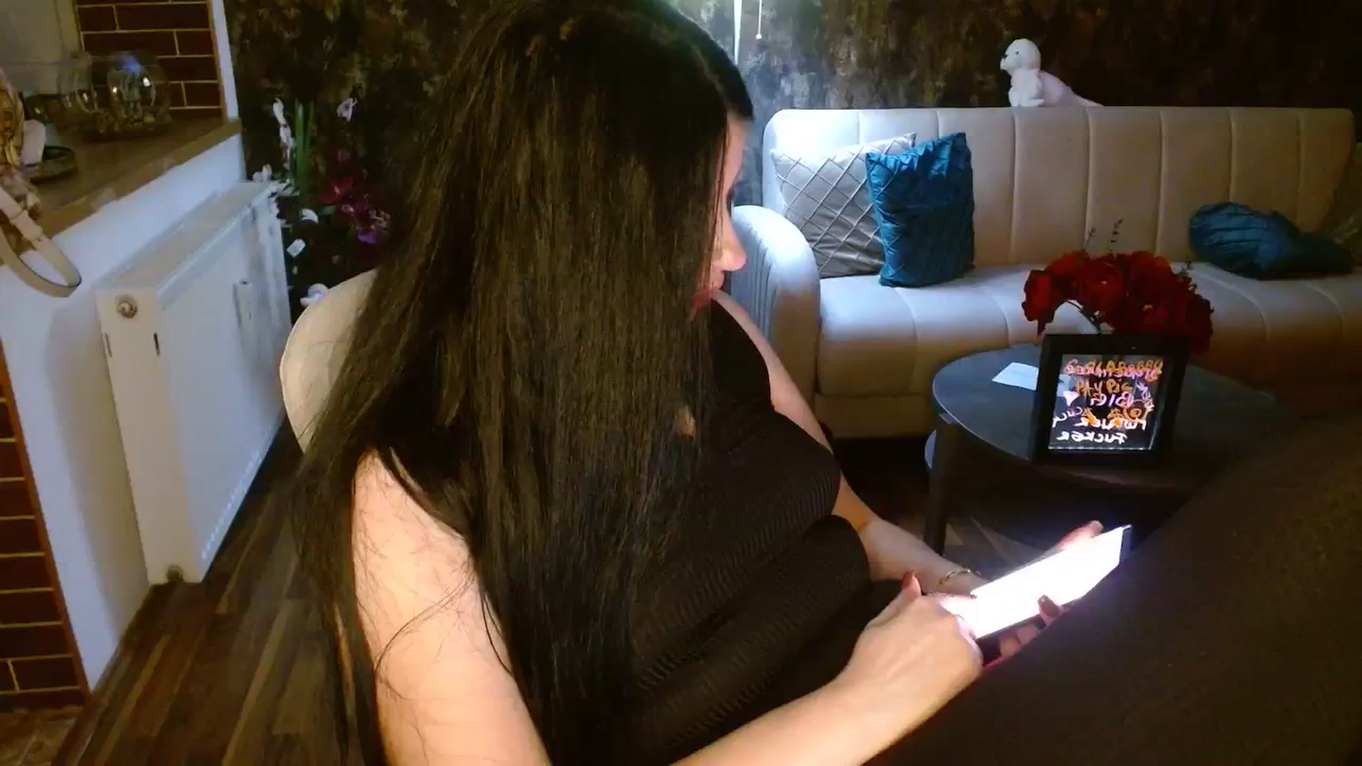 Gallery image thumbnail from Poison_Rose_'s myfreecams stream on, 11/20/2023, 24:35 image 9 of 20