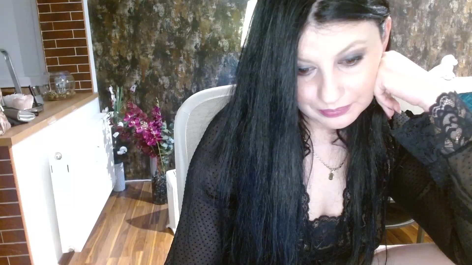 Gallery image thumbnail from Poison_Rose_'s myfreecams stream on, 11/26/2023, 20:59 image 12 of 20