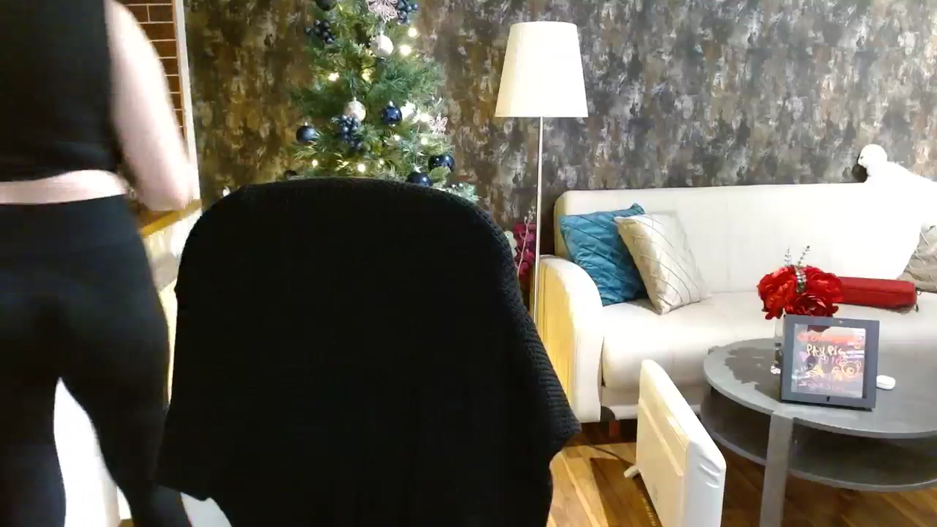 Gallery image thumbnail from Poison_Rose_'s myfreecams stream on, 12/03/2023, 19:59 image 14 of 20