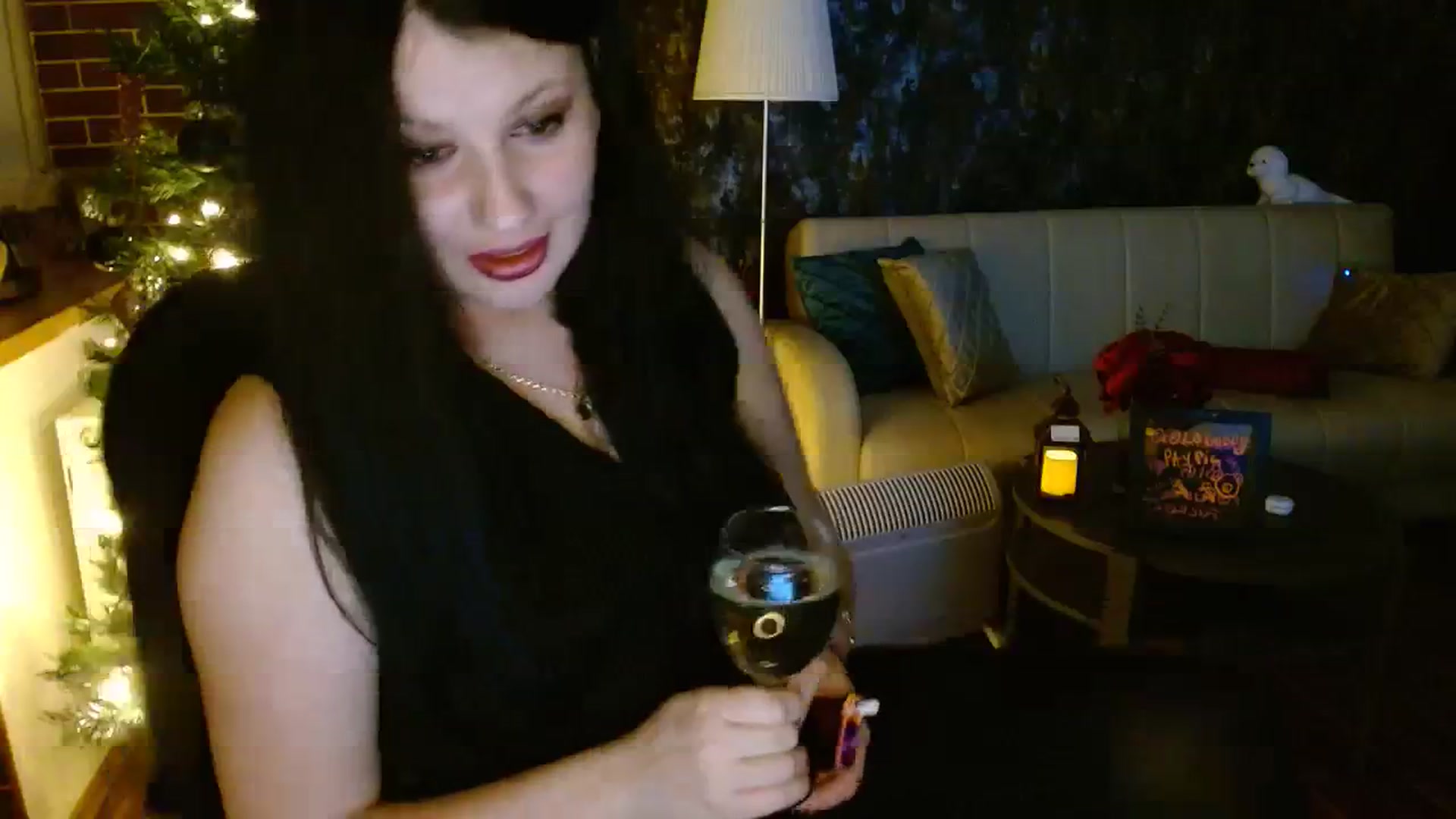 Gallery image thumbnail from Poison_Rose_'s myfreecams stream on, 12/03/2023, 21:12 image 14 of 20
