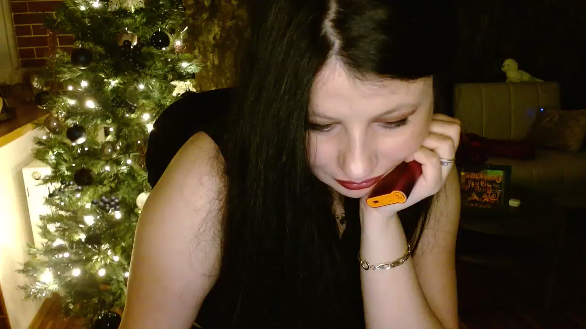 Gallery image thumbnail from Poison_Rose_'s myfreecams stream on, 12/03/2023, 21:12 image 1 of 20