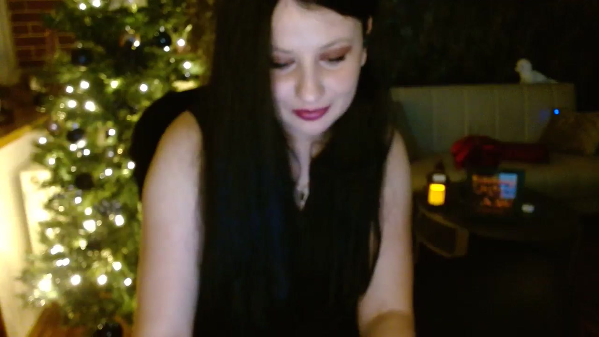 Gallery image thumbnail from Poison_Rose_'s myfreecams stream on, 12/03/2023, 21:12 image 4 of 20