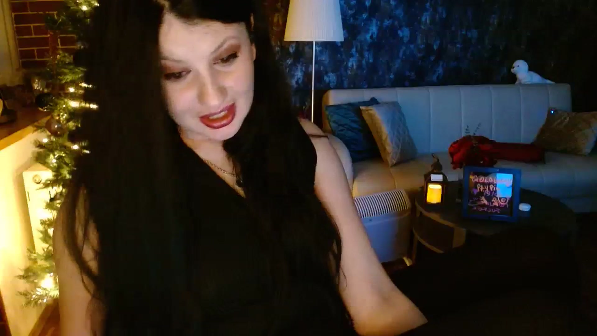 Gallery image thumbnail from Poison_Rose_'s myfreecams stream on, 12/03/2023, 21:12 image 16 of 20
