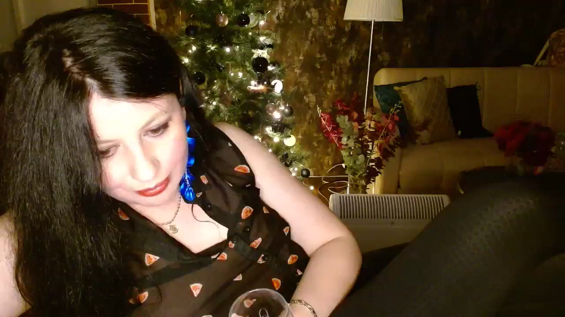 Gallery image thumbnail from Poison_Rose_'s myfreecams stream on, 12/16/2023, 24:04 image 19 of 20