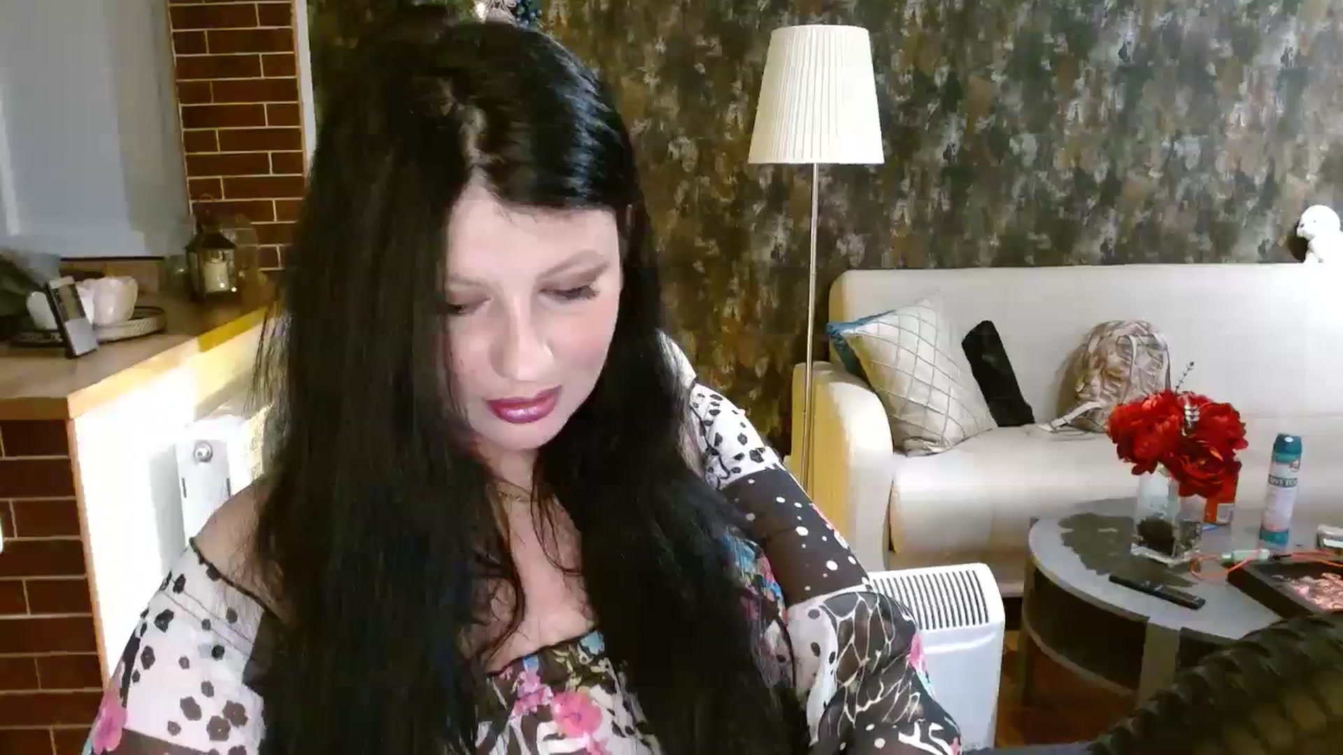 Gallery image thumbnail from Poison_Rose_'s myfreecams stream on, 12/17/2023, 23:21 image 15 of 20