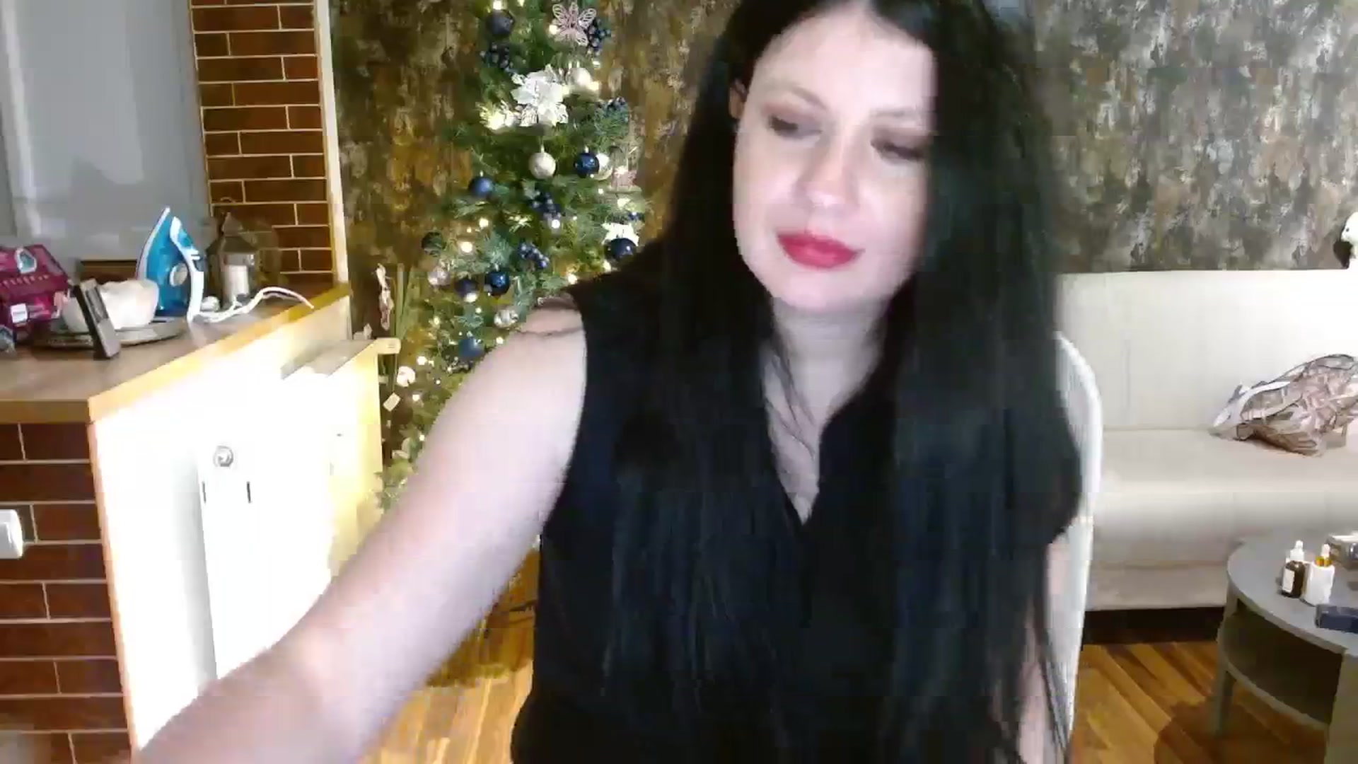 Gallery image thumbnail from Poison_Rose_'s myfreecams stream on, 12/25/2023, 21:10 image 18 of 20