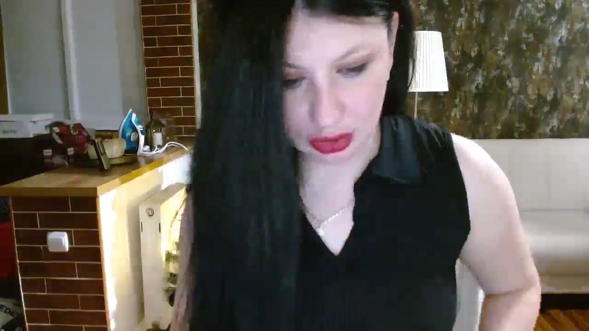Gallery image thumbnail from Poison_Rose_'s myfreecams stream on, 12/25/2023, 23:40 image 17 of 20