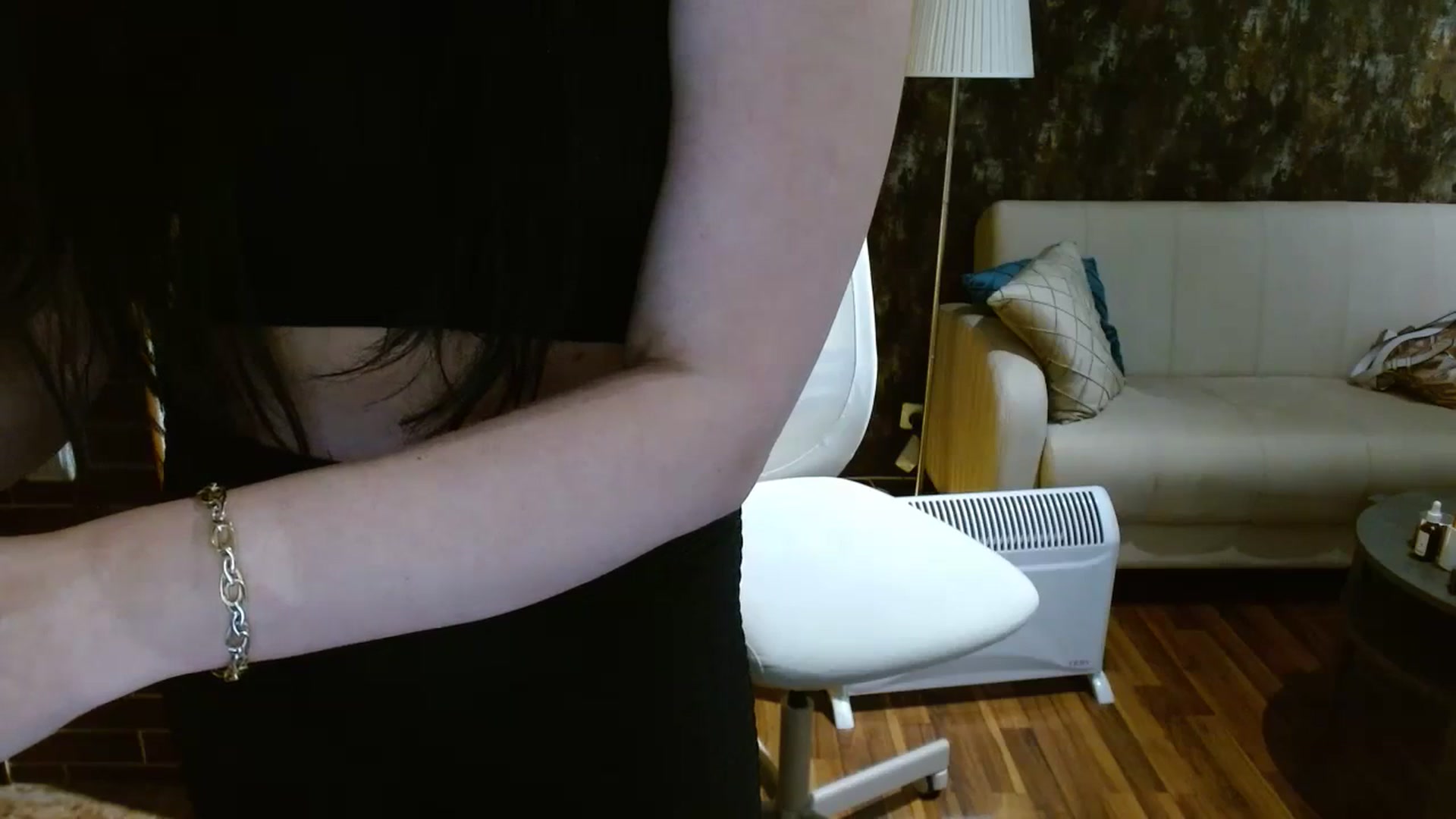 Gallery image thumbnail from Poison_Rose_'s myfreecams stream on, 12/26/2023, 24:02 image 6 of 20