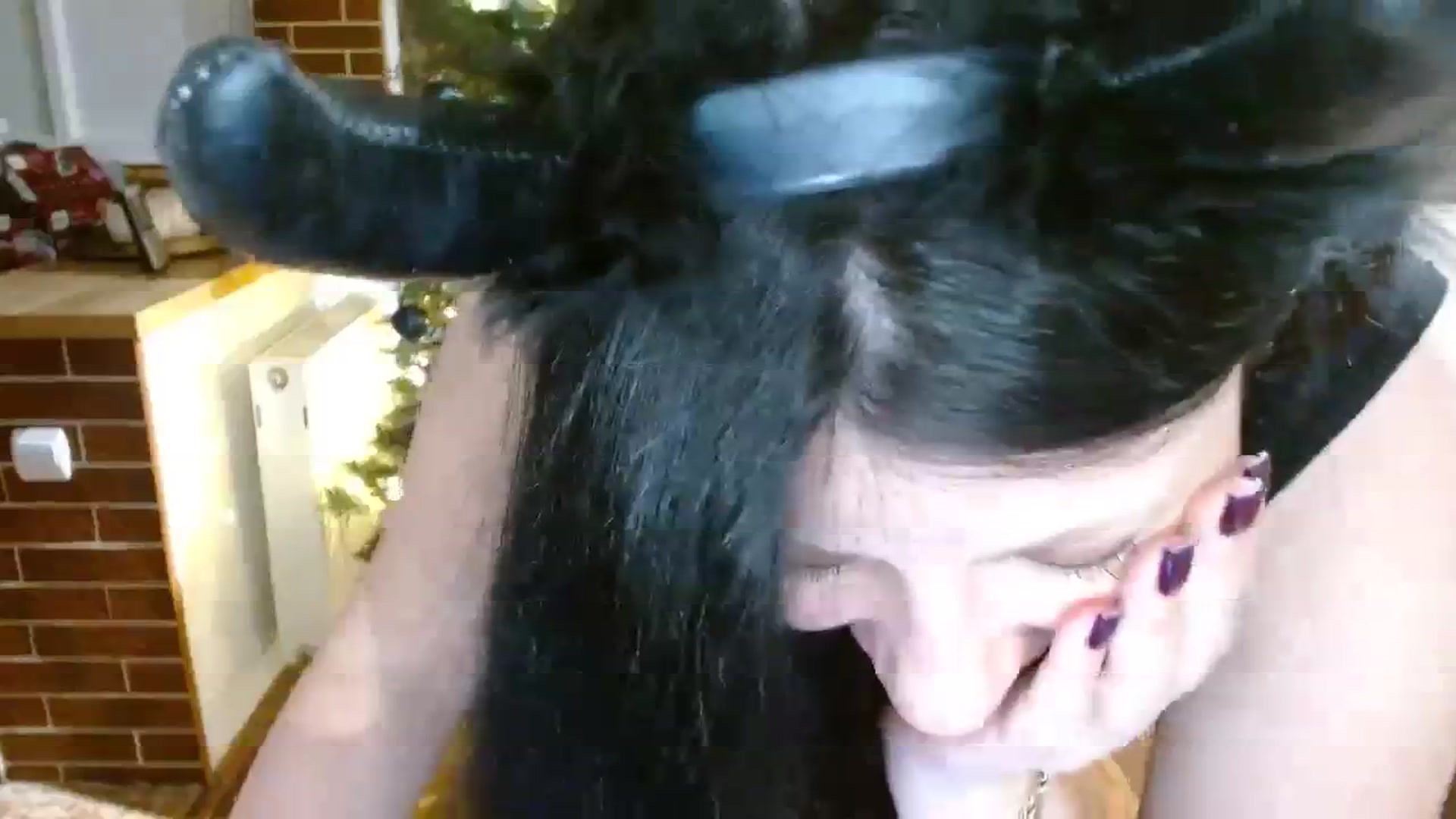 Gallery image thumbnail from Poison_Rose_'s myfreecams stream on, 12/26/2023, 24:02 image 12 of 20
