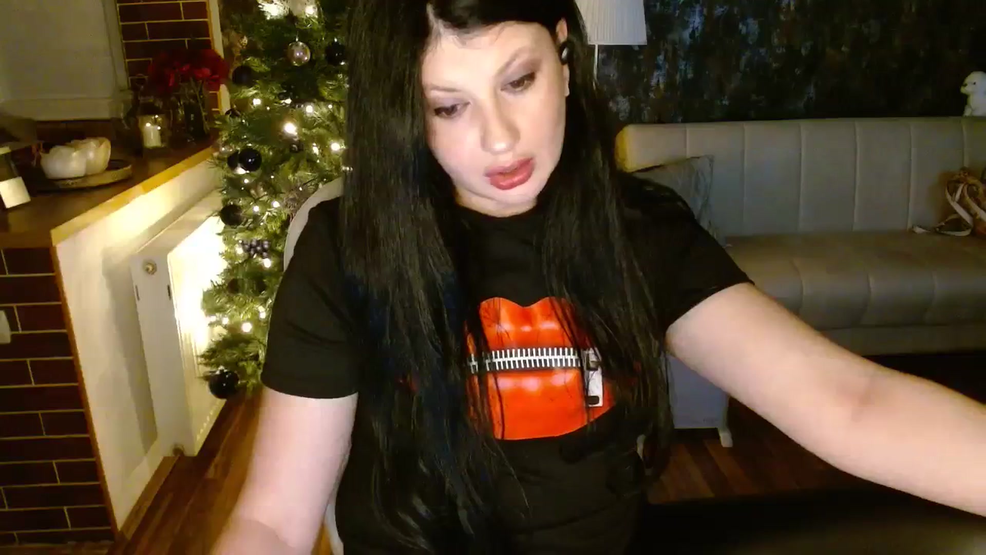Gallery image thumbnail from Poison_Rose_'s myfreecams stream on, 12/30/2023, 20:42 image 7 of 20