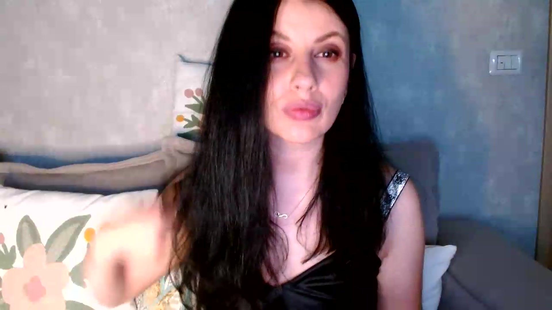 Gallery image thumbnail from Poison_Rose_'s myfreecams stream on, 07/04/2026, 19:54 image 5 of 20